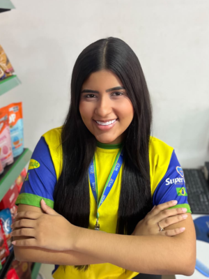 Ariane, Vendedora da Kalbir Food Service em Maracanaú | Lojas Kalbir
