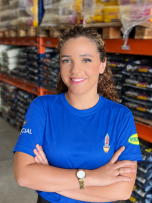 Maria Eduarda, Vendedora da Kalbir Rações em Maracanaú | Lojas Kalbir
