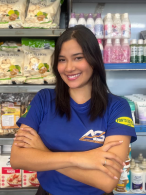 Vitória Alves, Vendedora da Distribuidora Alto Giro em Maracanaú