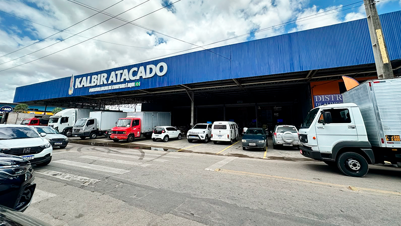 Fachada da Kalbir Atacado em Maracanaú | Lojas Kalbir